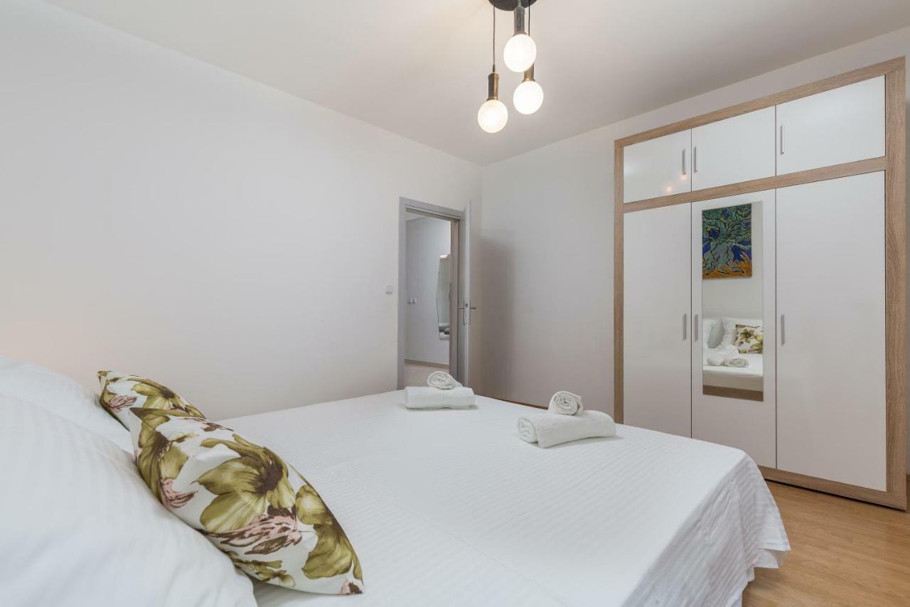 Apartman Tara&Iva Vrsar Exterior photo